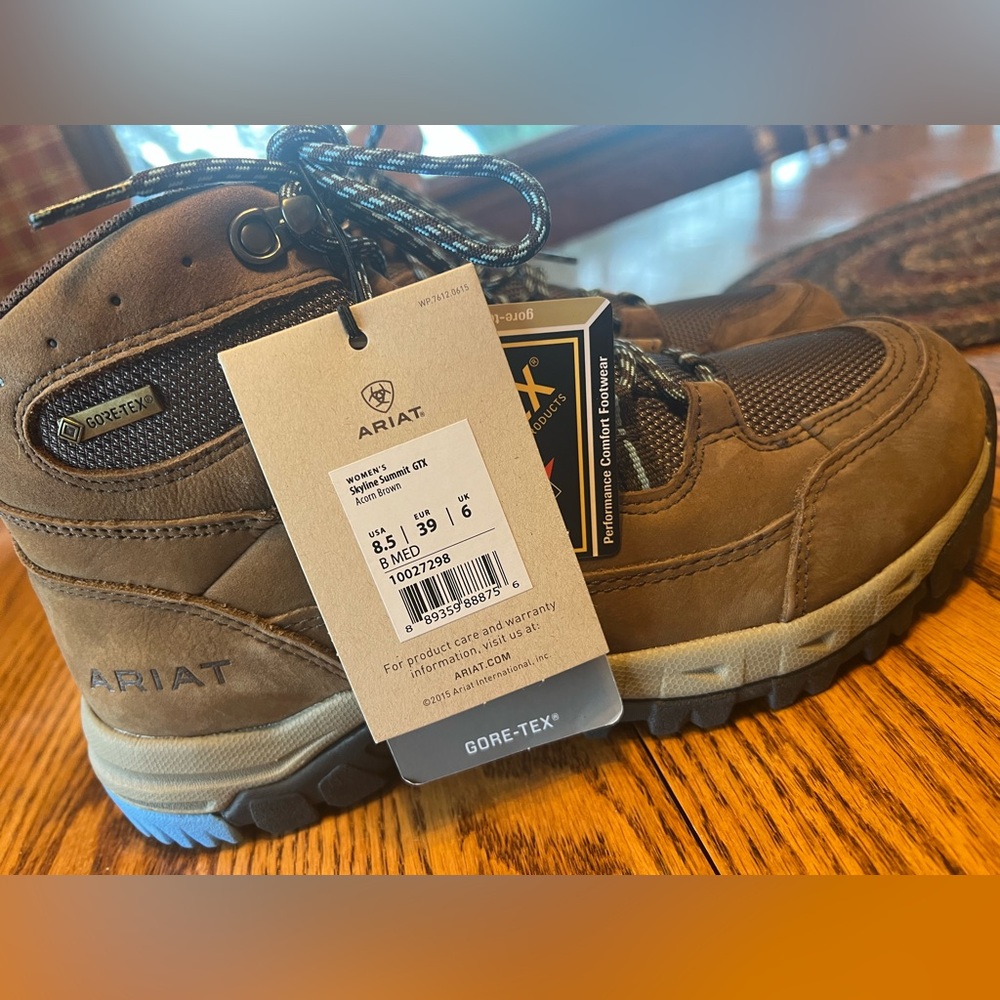 Ariat Women’s Brown Hiking Boots-GORE-TEX